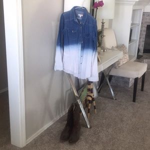 Gianni Bini dip dye/bleached denim button up shirt